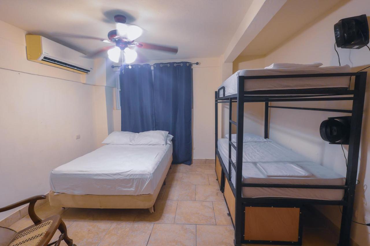 Sohla Rooftop Hostel 산 후안 델 수르 외부 사진